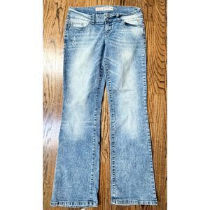 Grane Y2K Selma Low Rise Curvy Bootcut Jeans Size 11 Light Wash Denim